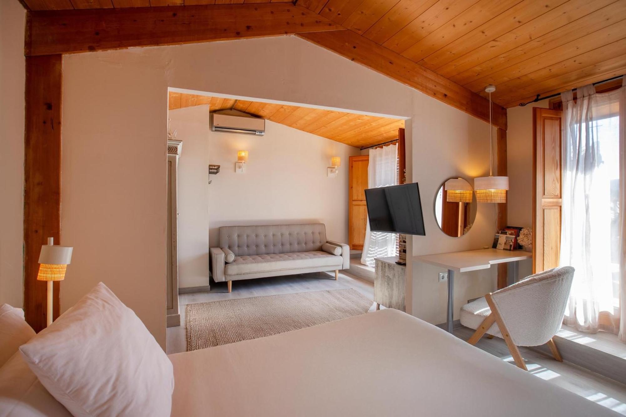Hotel Boutique Niu De Sol - Designed For Adults Palau Saverdera Exterior foto